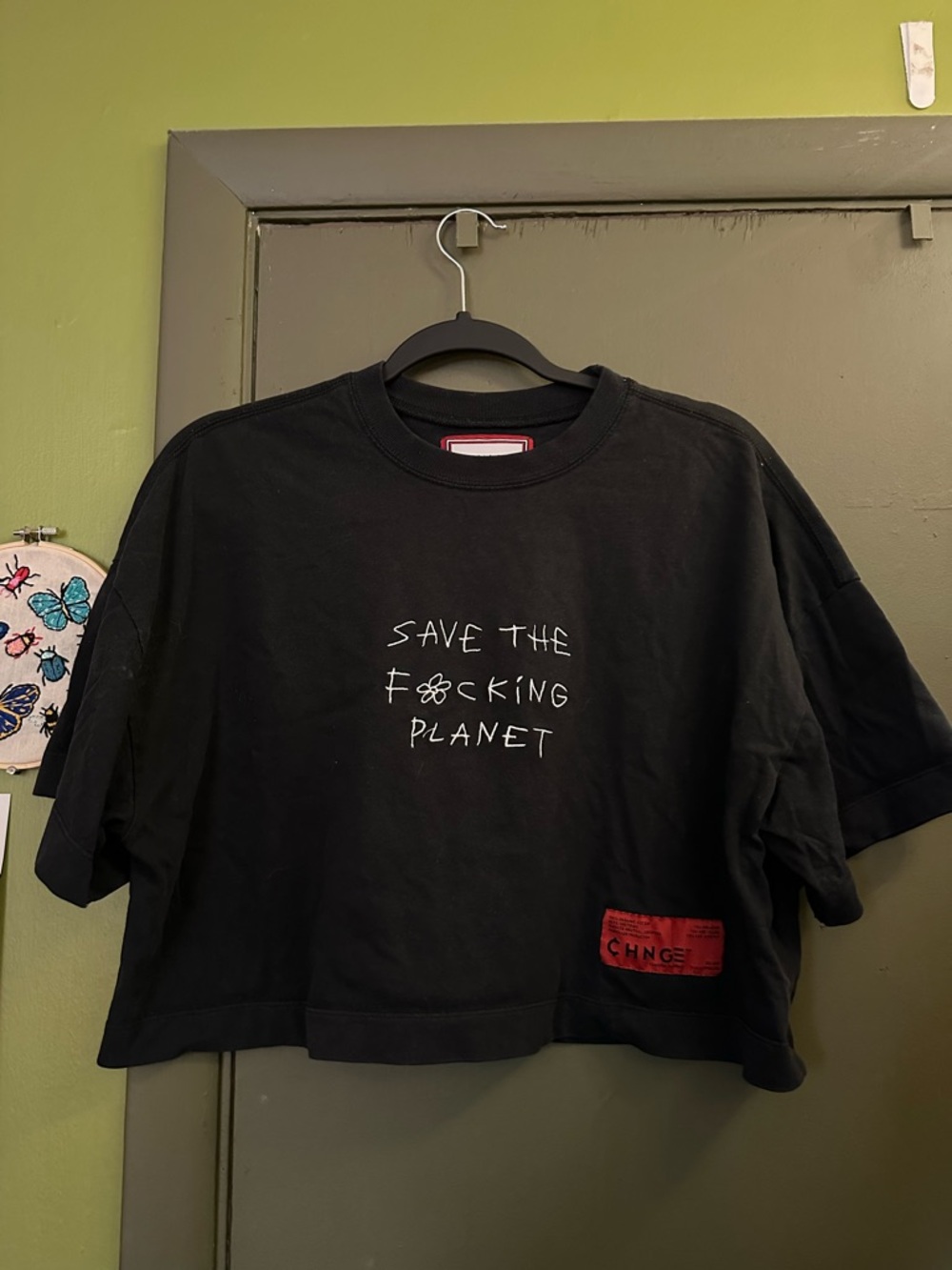 CHNGE Cropped Black Graphic Tee - Save The Planet